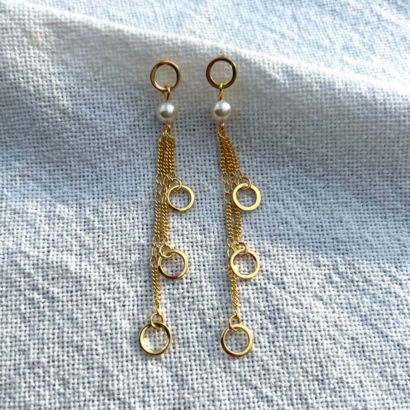 Gold Filled Pearl Dangling Earrings | Gold - Picture 1 of 4